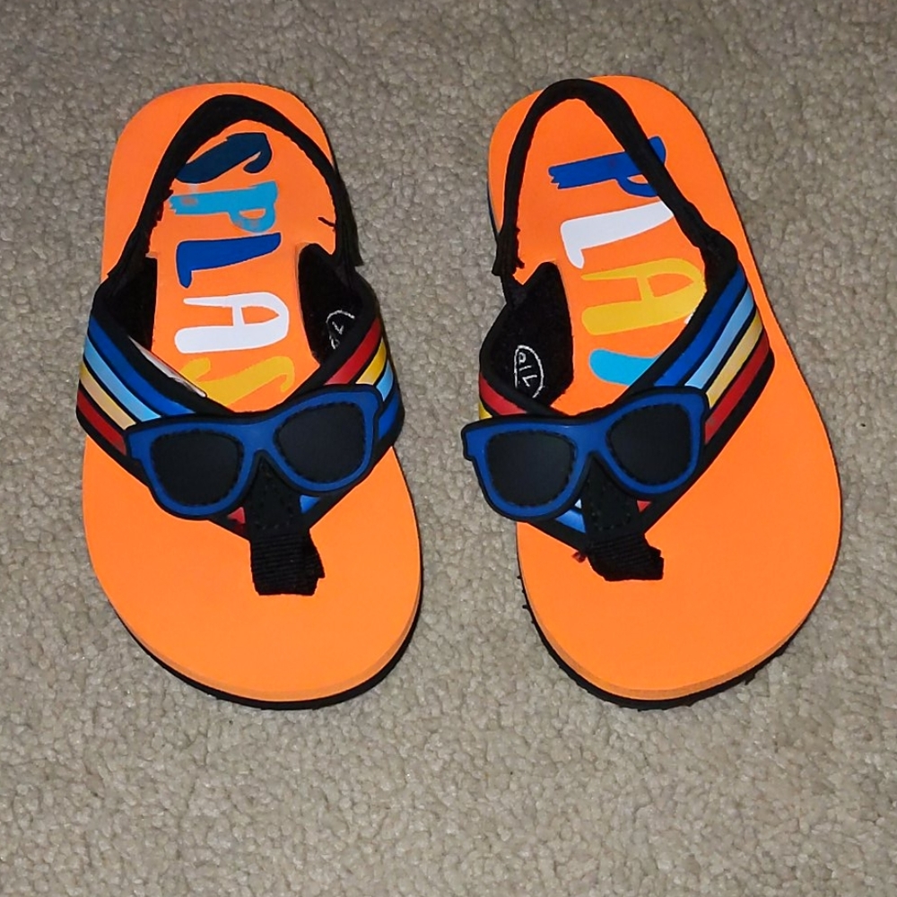 The Children's Place "SPLASH & PLAY" flip-flop🏖🌈 - Picture 1 of 4